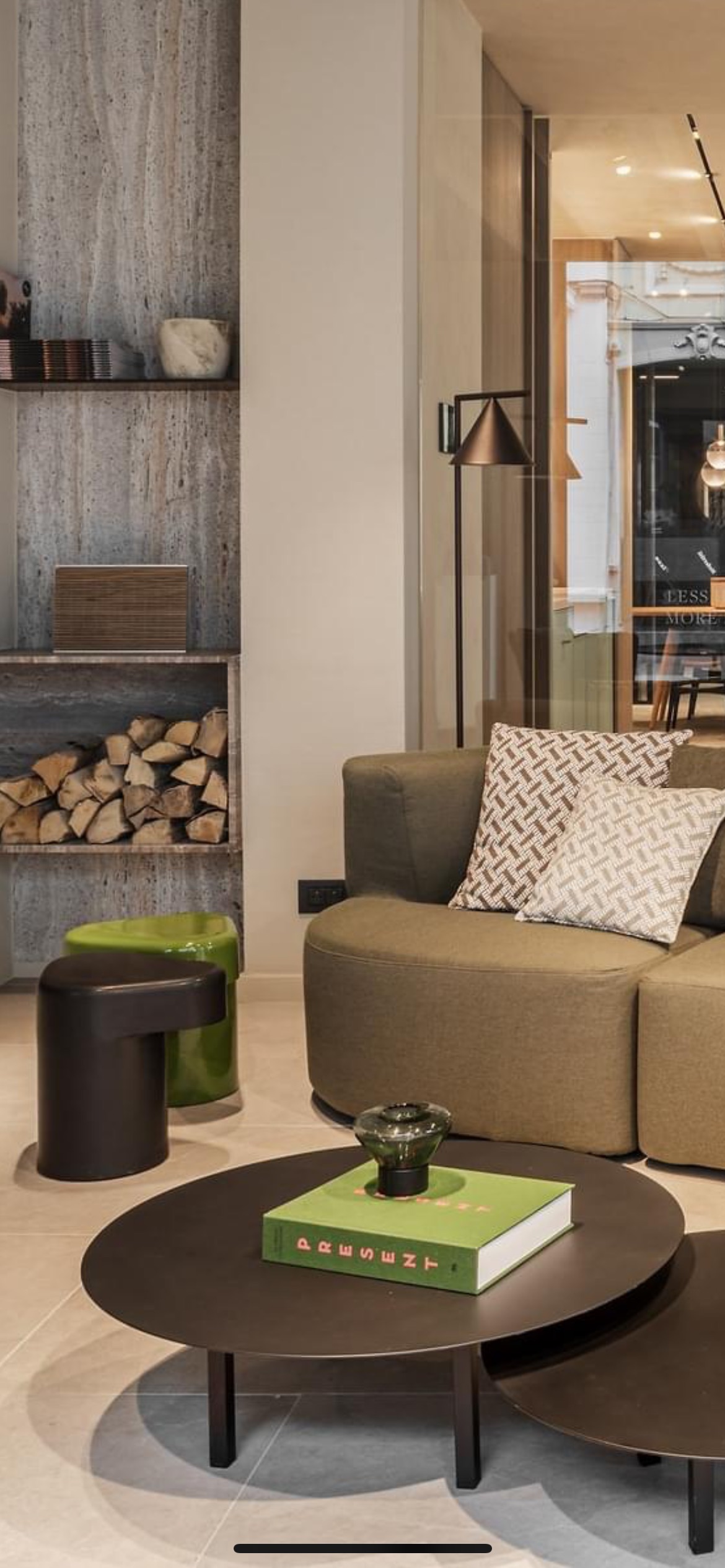 Bolder objects staged at I-COR Roeselare showroom by SIT. design